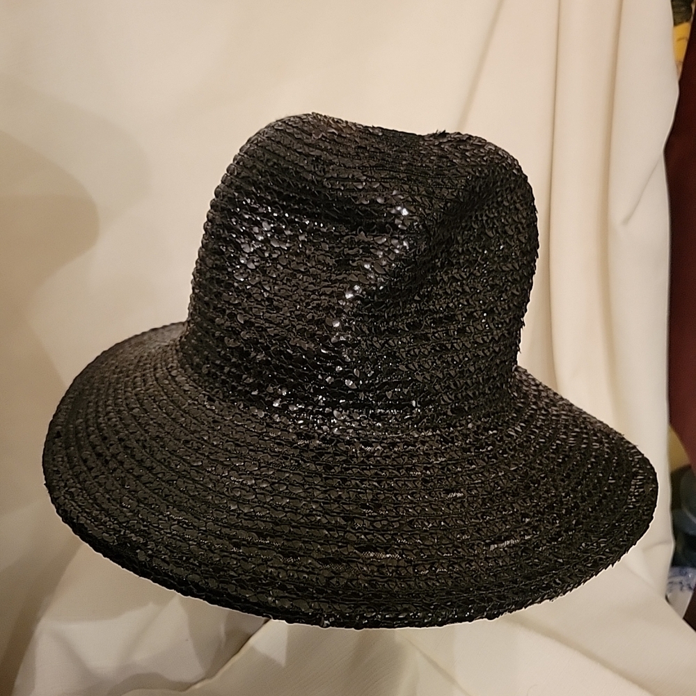 Chic Black Straw Hat for Women